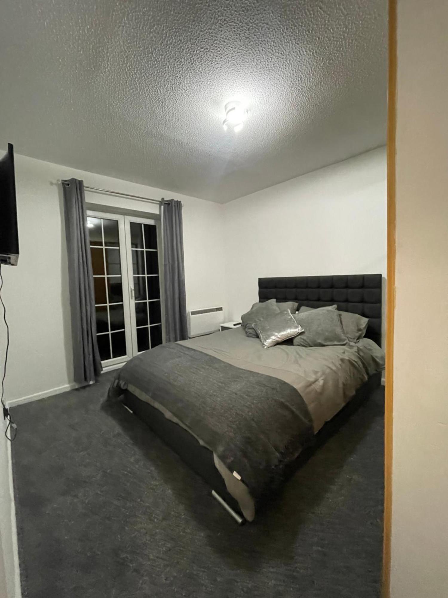 Cardiff Bay Apartment With Parking Dış mekan fotoğraf